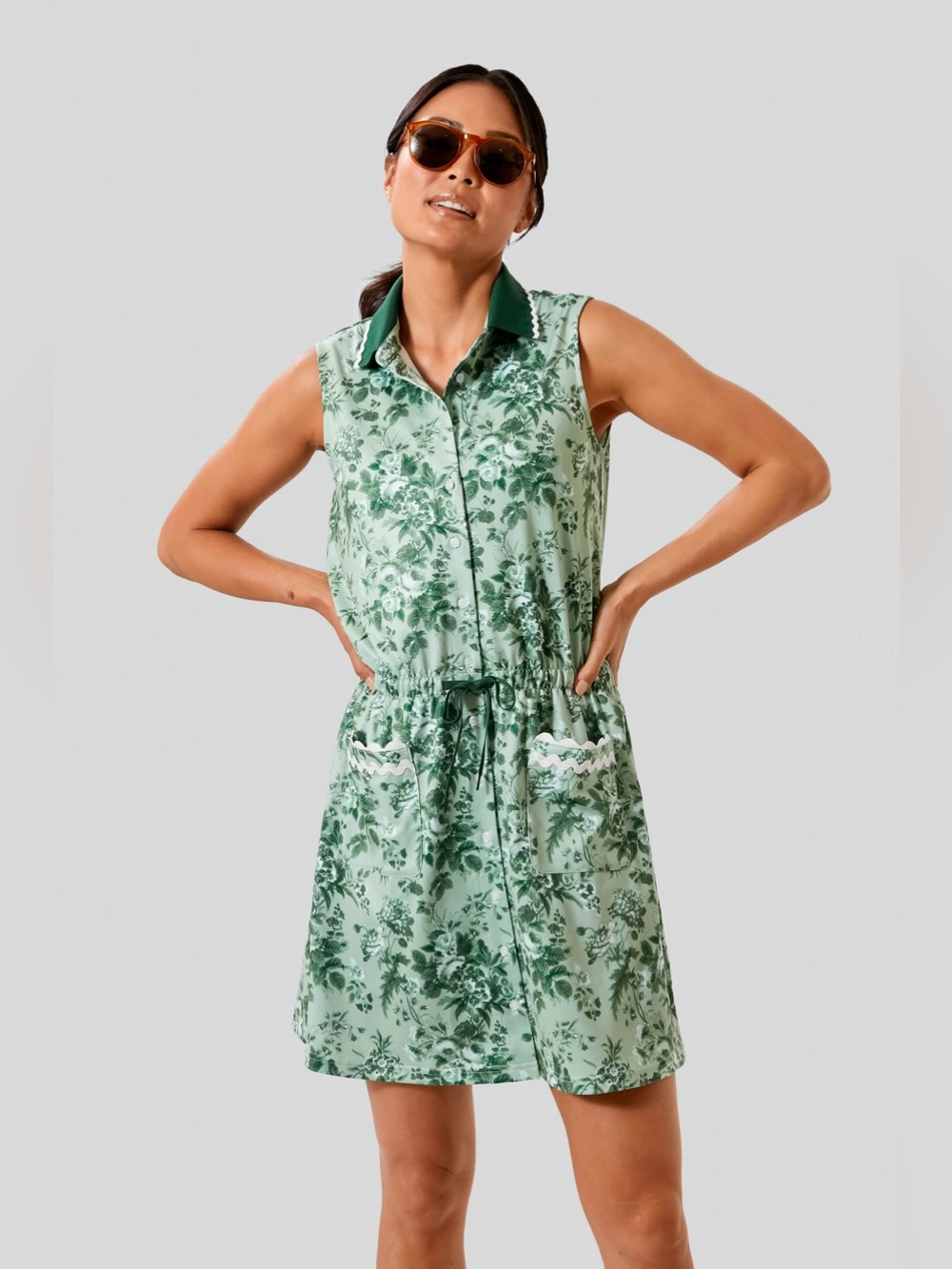 Tuckernuck Sport Alcott Green Bouquet Floral Sleeveless Golf Dress